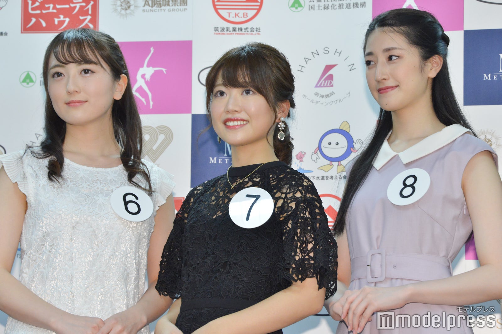 （左から）藤山桃子さん、中谷彩伽さん、青木胡杜音さん（C）モデルプレス
