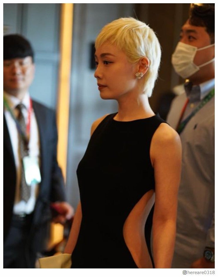 キム・ヒオラInstagramより