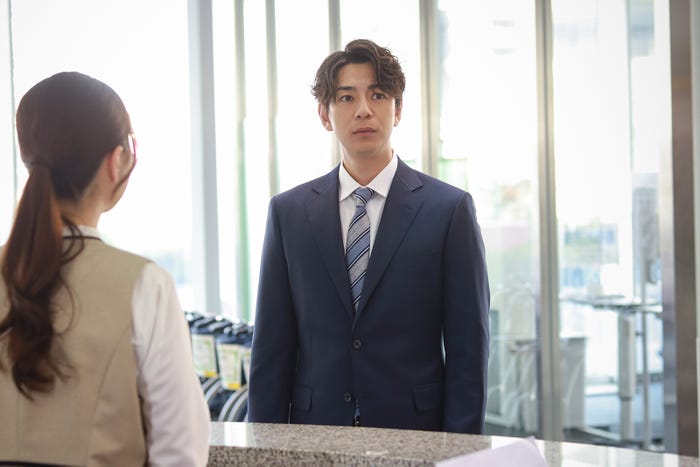 三浦翔平「天久鷹央の推理カルテ」第1話(C)テレビ朝日