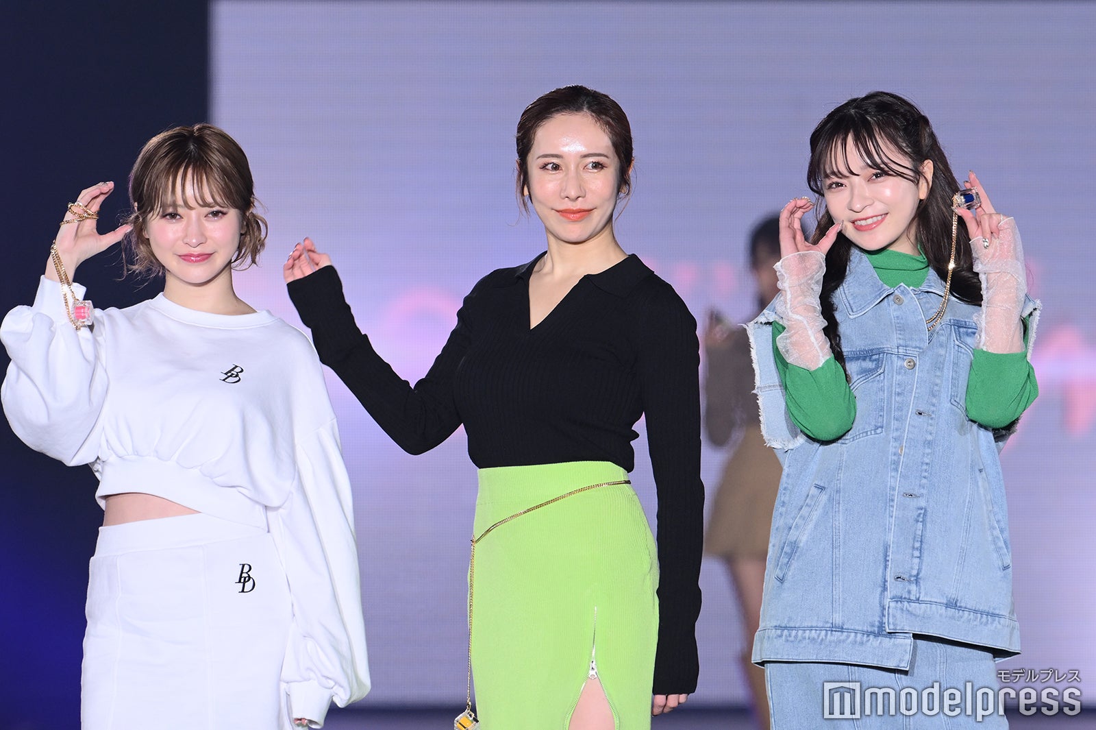 ヘラヘラ三銃士／まりな、ありしゃん、さおりん（C）モデルプレス