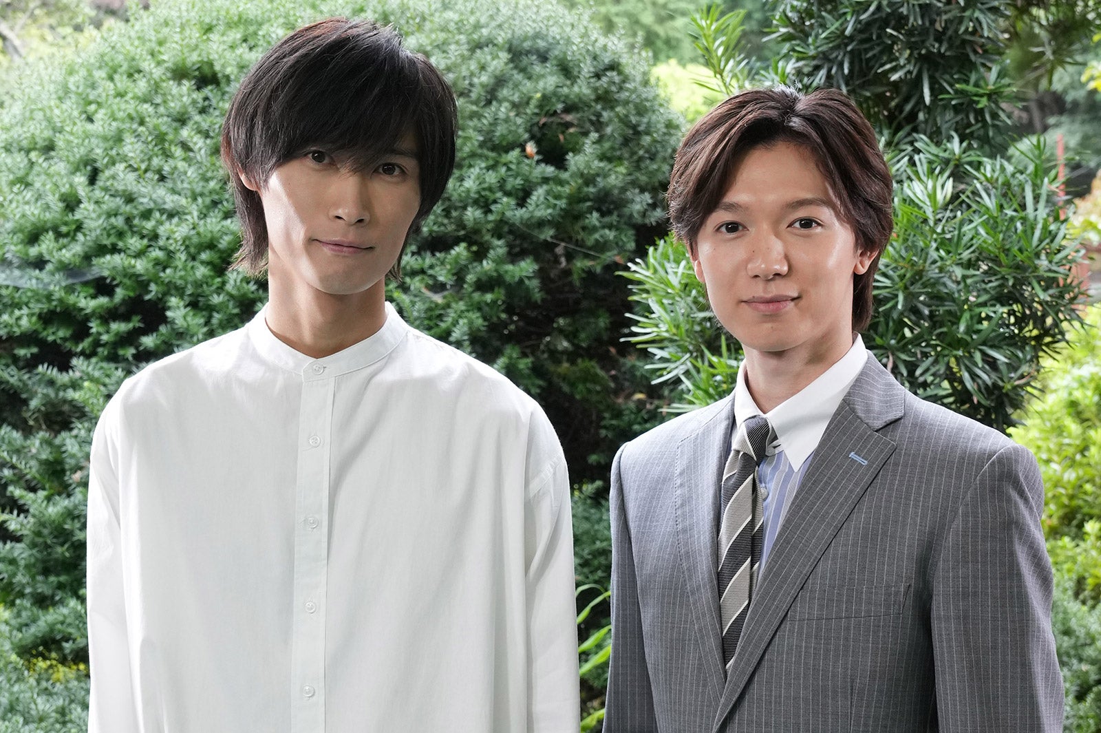 Travis Japan七五三掛龍也、A.B.C-Z橋本良亮の撮影現場に“新入社員”で潜入サプライズ＜坂の上の赤い屋根＞