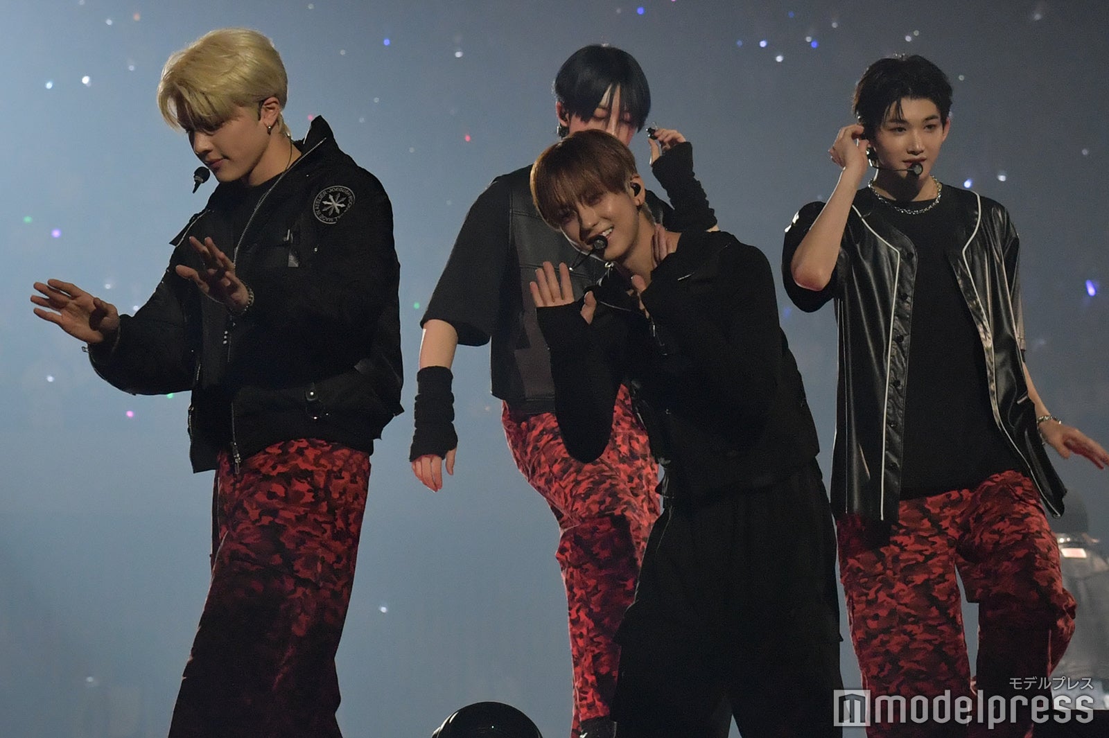 「BEAT AX」&TEAM（C）モデルプレス