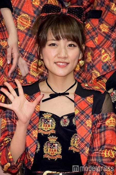 サプライズを受けた高橋みなみ(C)モデルプレス