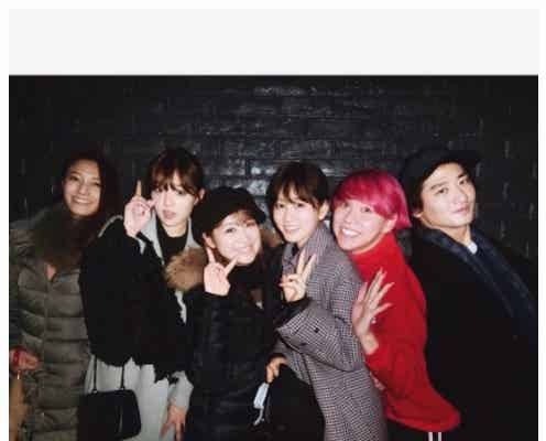 前田敦子&鈴木奈々らとの“異色”新年会ショット ぺえが披露で「豪華なメンバー!」「意外過ぎ」と反響