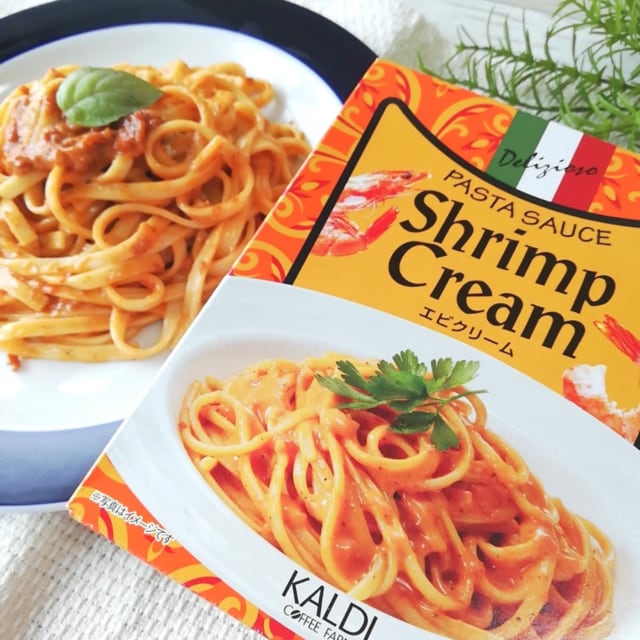 カルディのエビクリームパスタとパッケージ