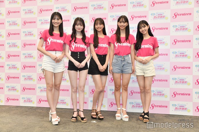 関谷瑠紀、高比良由菜、竹下優名、松本麗世、宮迫翠月(C)モデルプレス