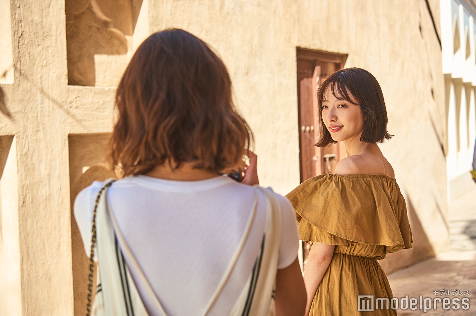 土色の壁がドバイらしさ満点のアル・ファヒディ歴史地区（C）モデルプレス