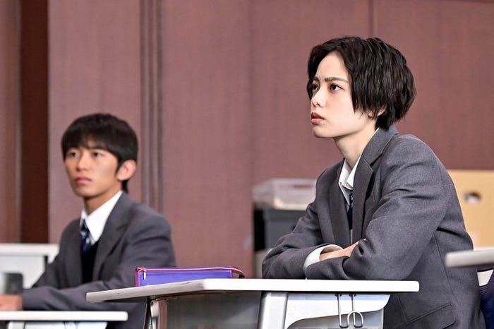 加藤清史郎、平手友梨奈「ドラゴン桜」第4話より(C)TBS