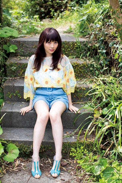 長沢菜々香(C)藤本和典/ヤングマガジン