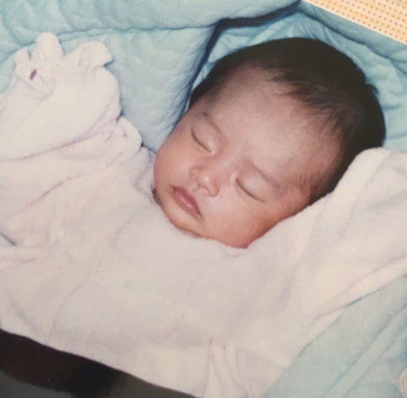 生後2ヶ月頃の近藤千尋／オフィシャルブログ（Ameba）より