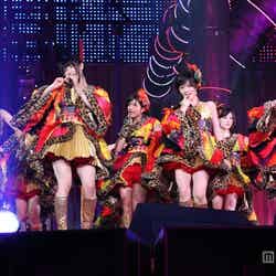 NMB48も大活躍／「AKB48 2013真夏のドームツアー～まだまだ、やらなきゃいけないことがある～」大阪公演2日目より（C）AKS