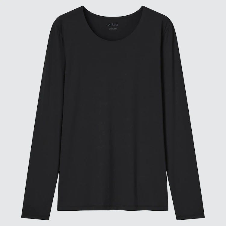 ユニクロ　uniqlo　レディース　アイテム　おすすめ　オススメ　トレンド　人気　コスパ　使える　おしゃれ　お洒落　オシャレ　2022　UVカット　着る日焼け止め　紫外線対策　日焼け防止　羽織り　エアリズムUVカットクルーネックT　ロンT　長袖　黒トップス　インナー