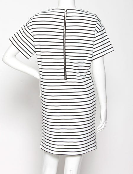 ボーダーワンピース「riana」¥10,692(税込)