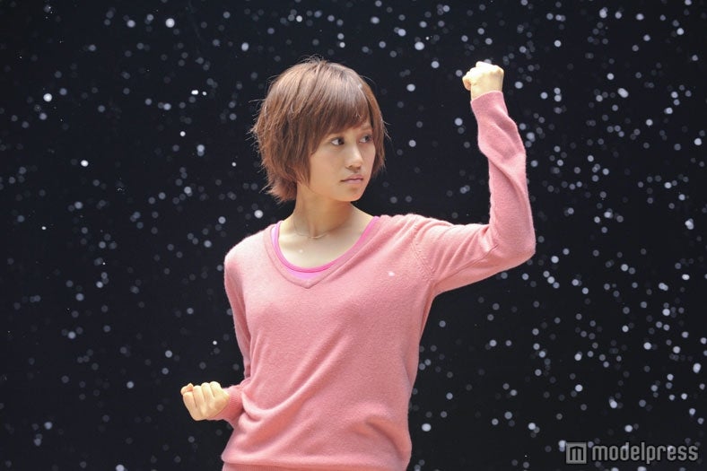 空手に初挑戦したAKB48前田敦子／新CM「SNOW KARATE」篇メイキングカット