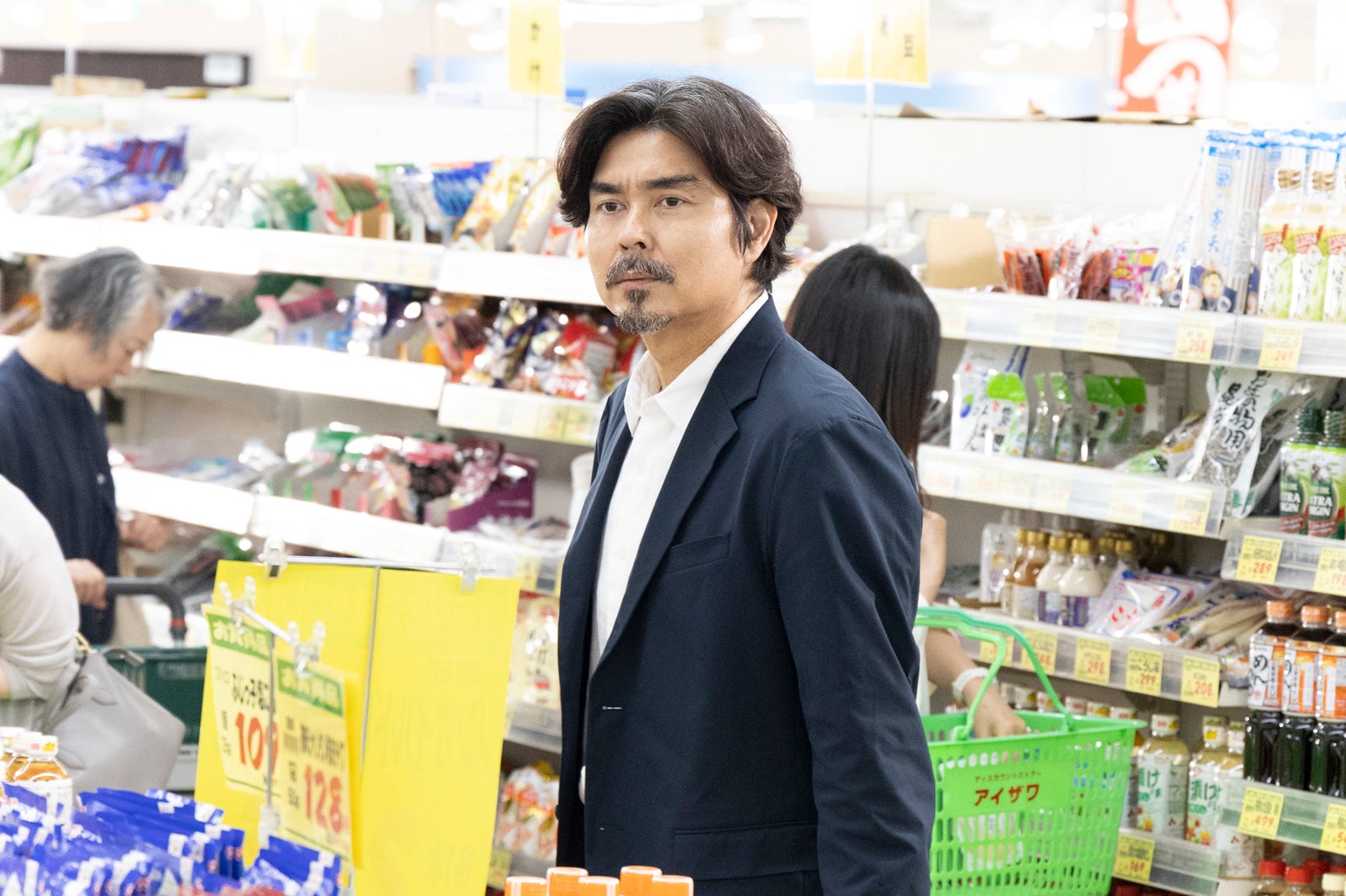 小澤征悦／第1話「夕暮れ時の葛藤」（C）日本テレビ