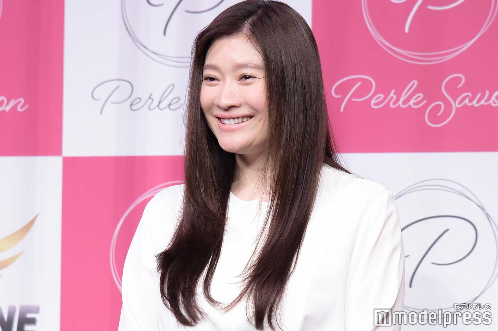 篠原涼子（C）モデルプレス