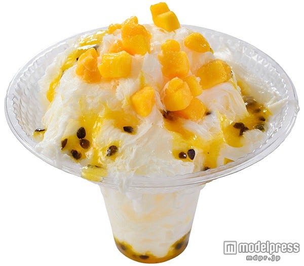 スノーシェイブアイス(マンゴー)¥750/TDL(C)Disney
