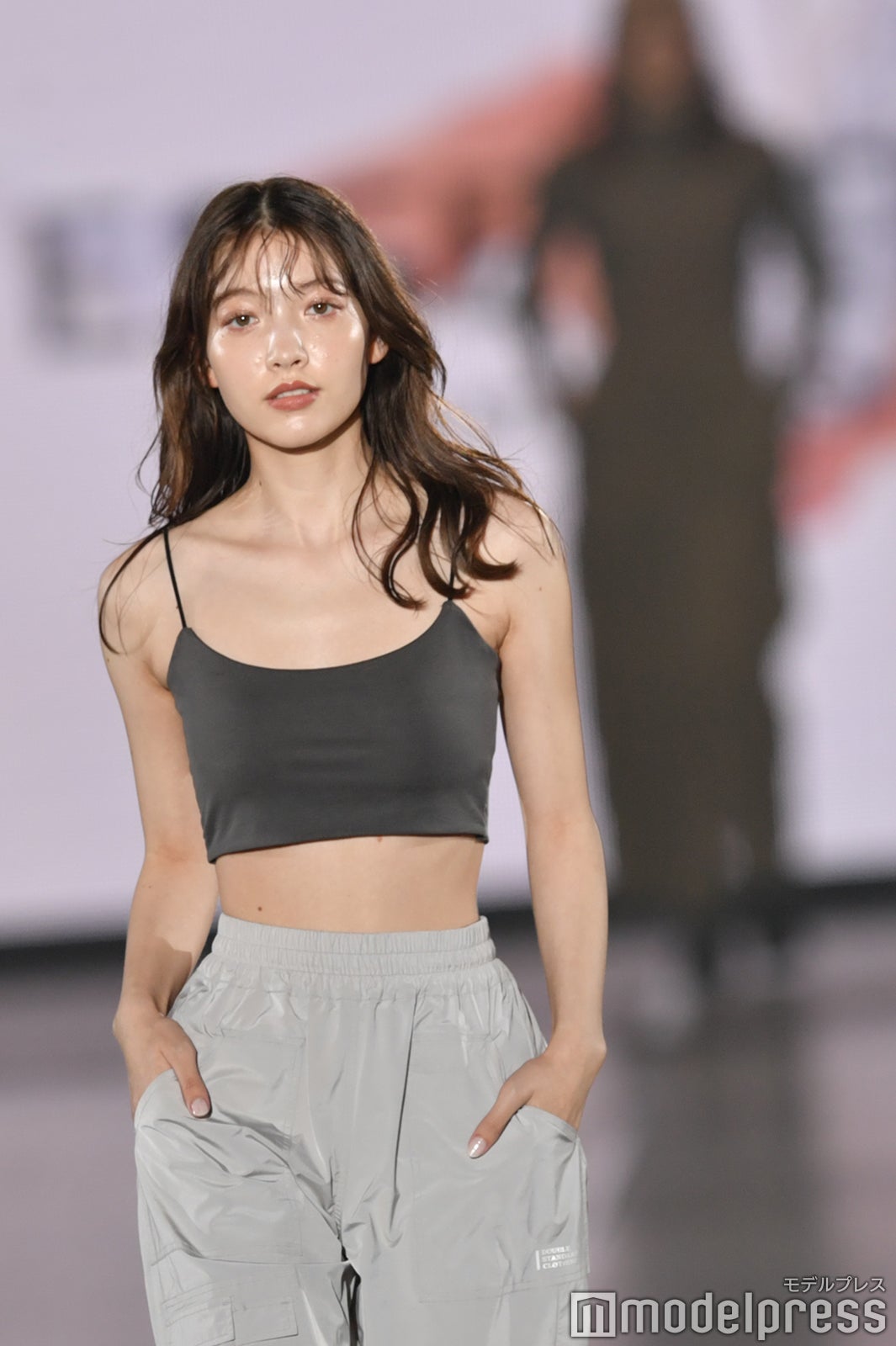 雑賀サクラ（C）モデルプレス