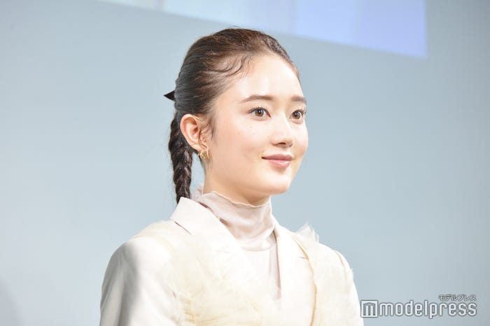 モデル・椎名美月(C)モデルプレス