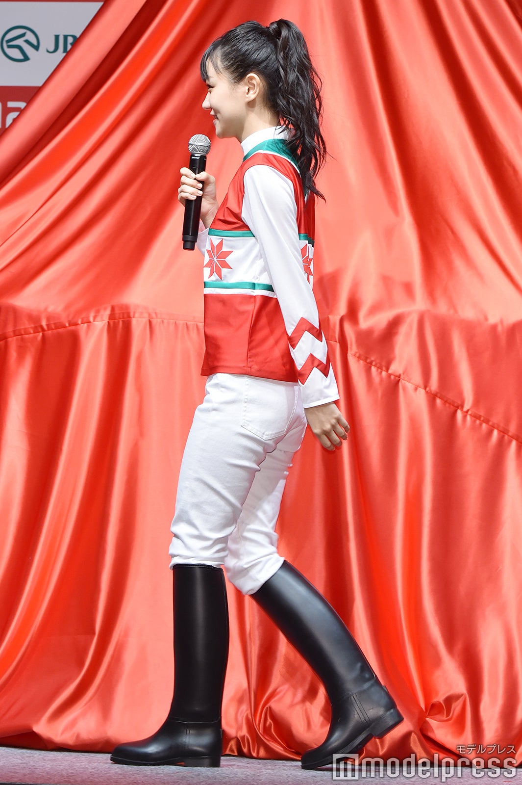 奈緒（C）モデルプレス