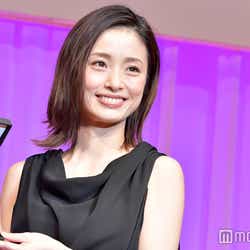 上戸彩 竹野内豊を 現場ではイジメていました 7年ぶり共演の思い語る ミッドナイト ジャーナル モデルプレス