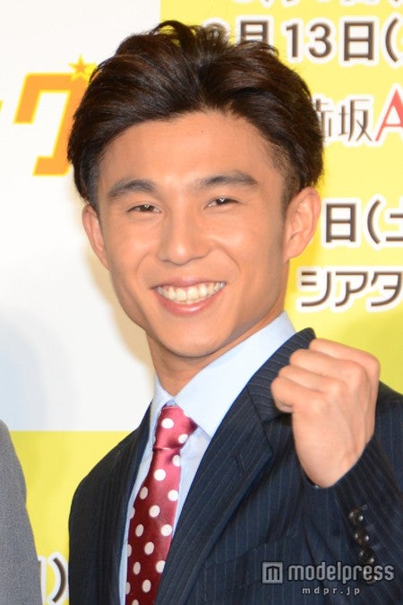 仲里依紗と結婚後初の公の場に登場した中尾明慶