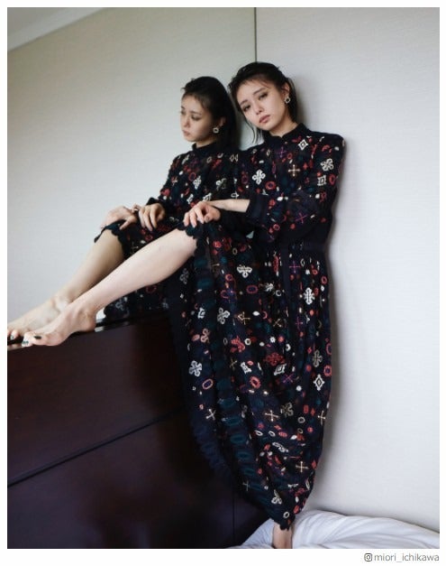 NMB48市川美織、SEXY美脚スラリ…色気溢れる“別人級”ショットに反響殺到「誰かと思った」「ドキドキする」