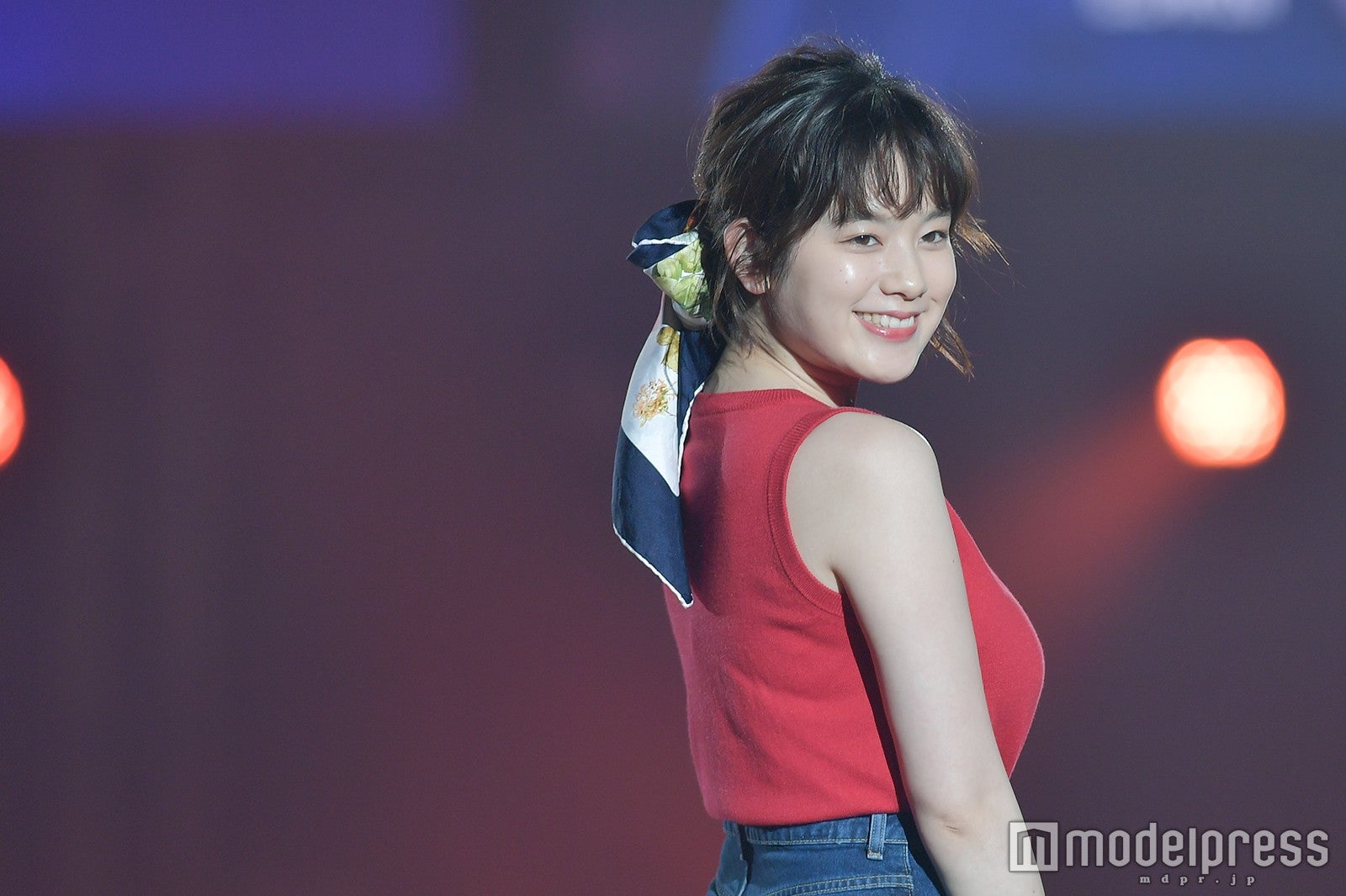 筧美和子、しなやか美バストラインに観客釘付け＜福岡アジアコレクション2018 S／S＞