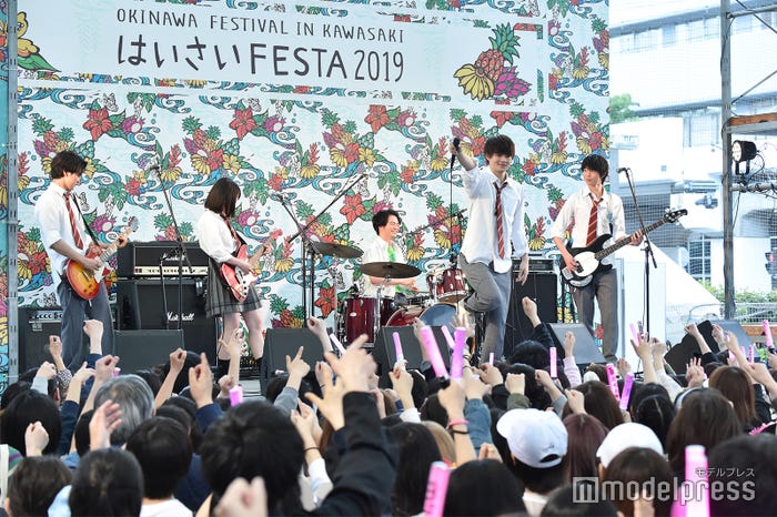 小さな恋のうたバンド (C)モデルプレス