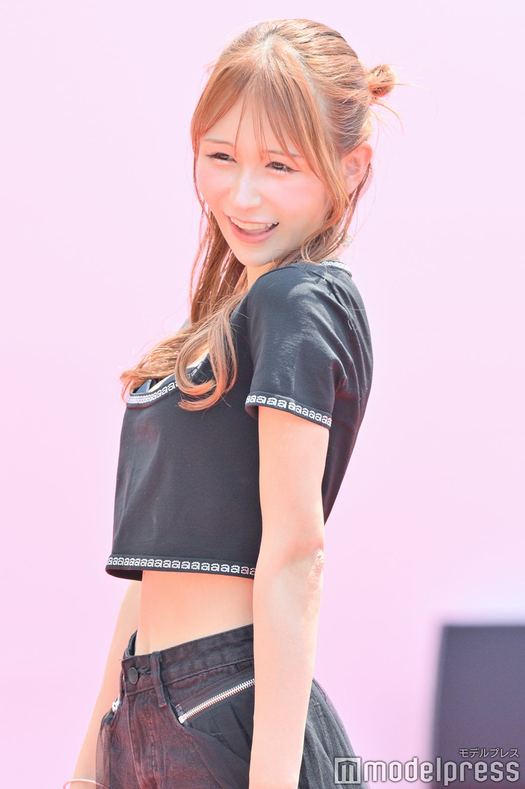 （C）モデルプレス