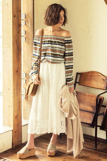 レースロングスカート「Re:EDIT by GALSTAR」2,998円（税込）／画像提供：Re:EDIT by GALSTAR