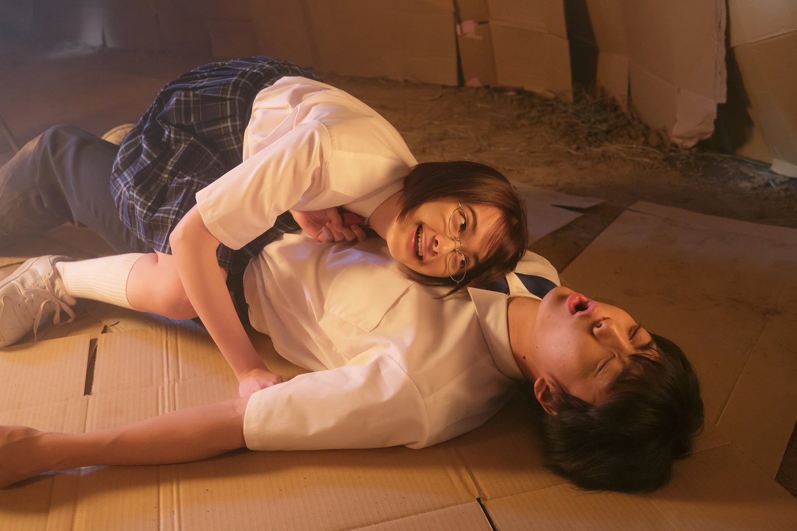 玉城ティナ、伊藤健太郎（C）2019映画『惡の華』製作委員会