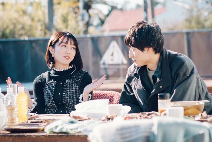 松川菜々花、岡田翔大郎「月とオオカミちゃんには騙されない 同窓会スペシャル」第1話(C)AbemaTV, Inc.