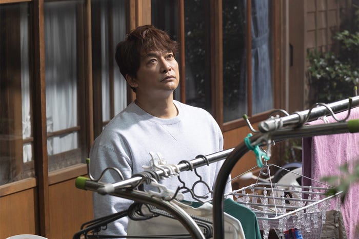 香取慎吾「日本一の最低男 ※私の家族はニセモノだった」第10話(C)フジテレビ