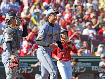 マジック1の阪神 才木が投手・森下のヒットから3連打で先制許す