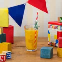 【グリーンアーミーメン】オレンジ&パインドリンク税込1,089円(C)Disney/Pixar