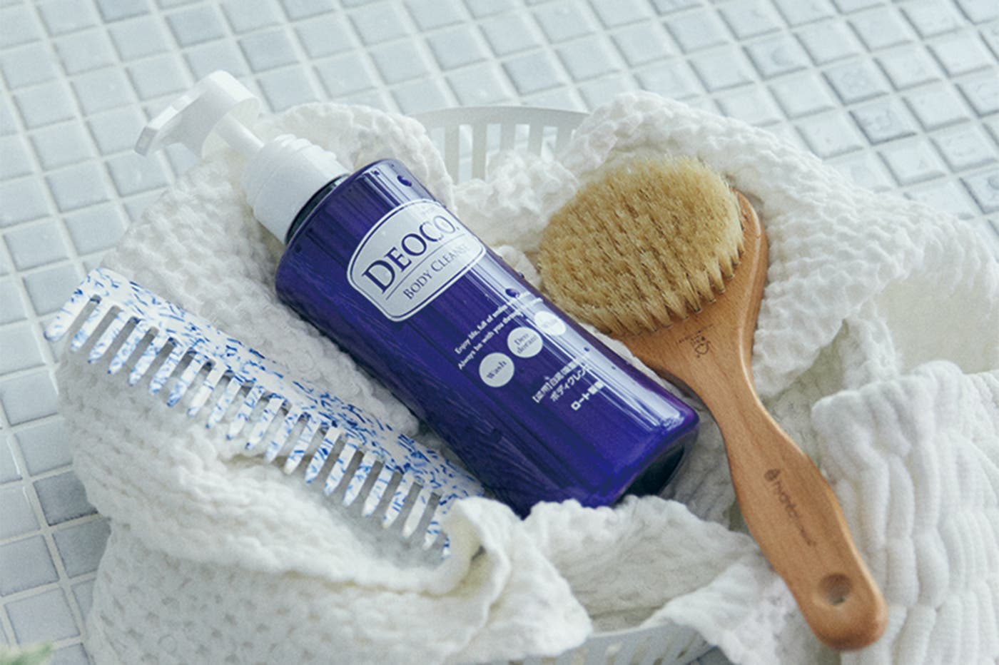 デオコ 薬用ボディクレンズ(販売名:ロート薬用ボディソープLL)