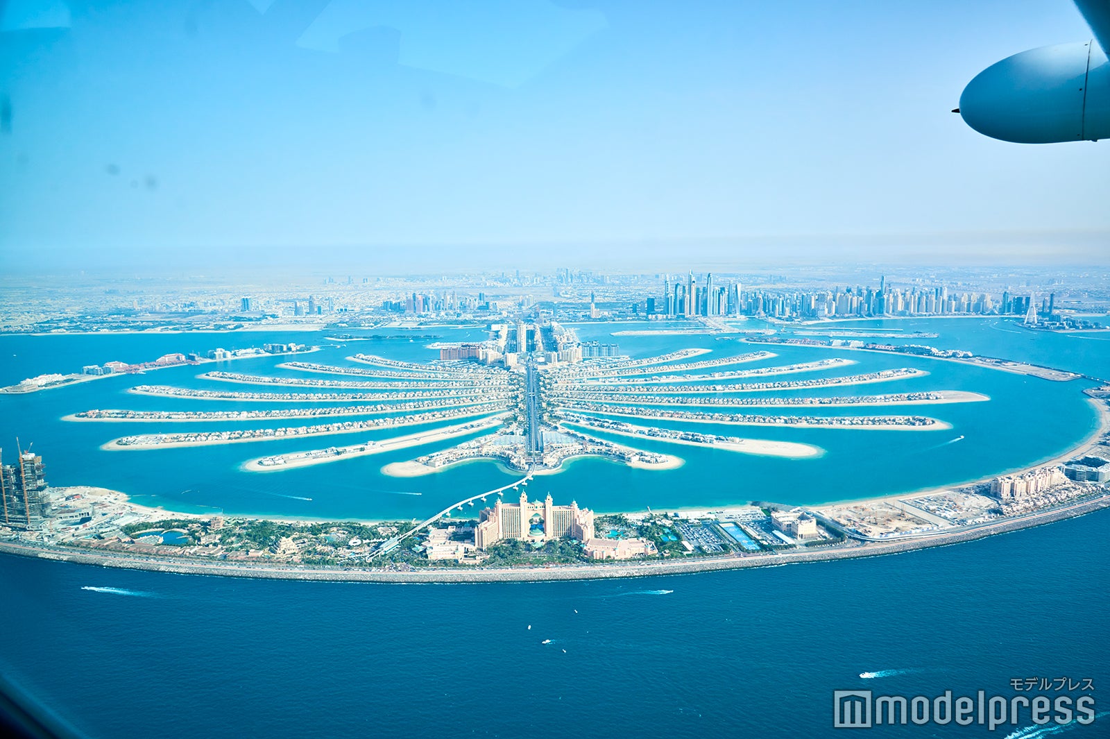 ヤシの葉が広がったような地形の「パーム・ジュメイラ」全景が一目瞭然（C）モデルプレス