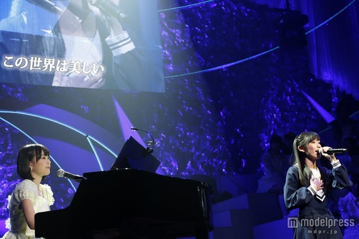 「君の名は希望」 渡辺麻友、乃木坂46生田絵梨花(C)AKS