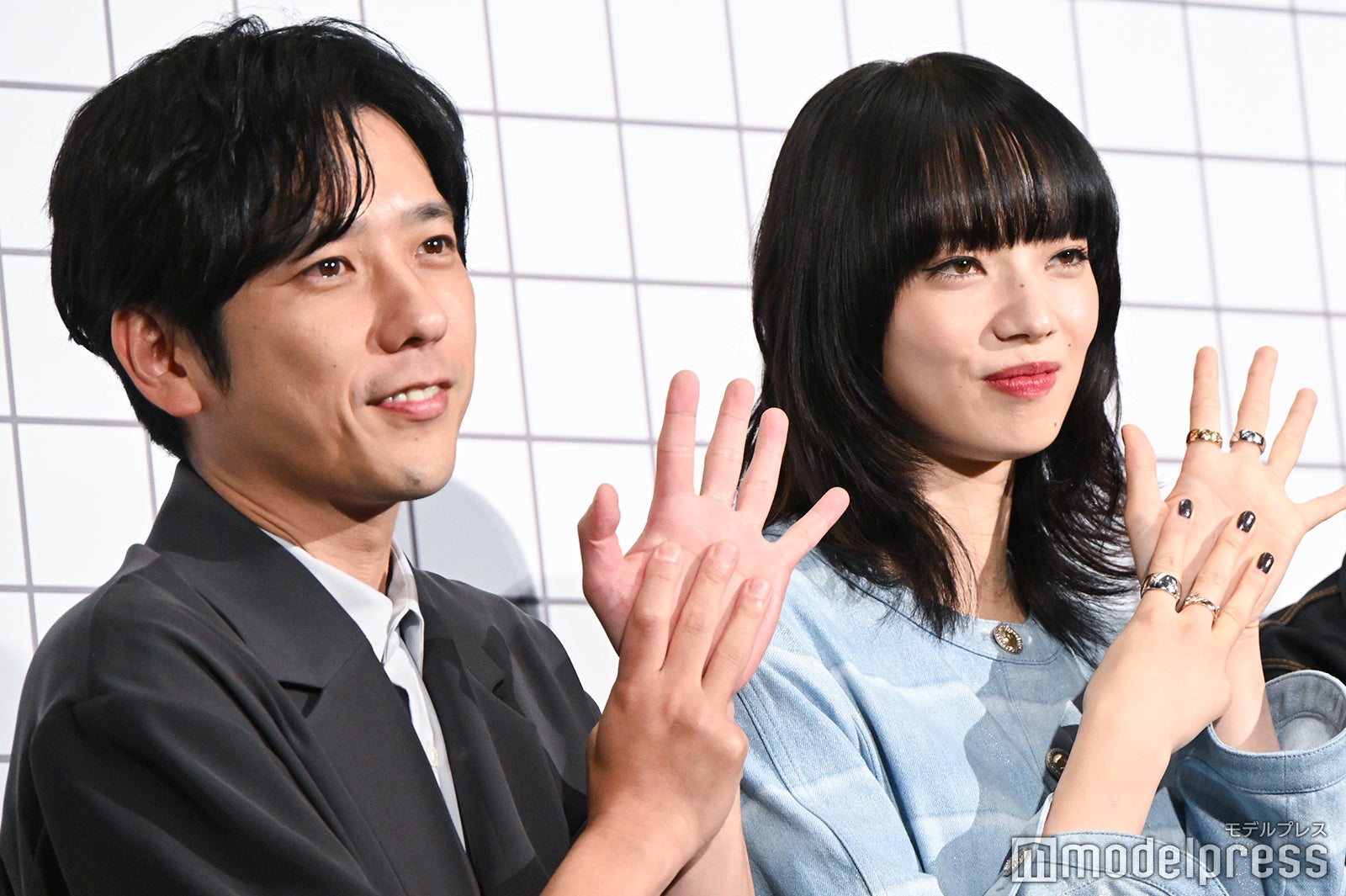二宮和也、小松菜奈（C）モデルプレス