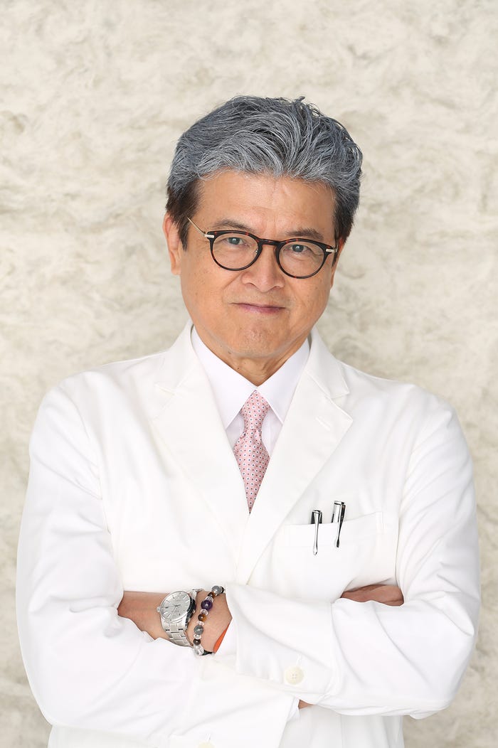 天海祐希 ベリーショートヘアに 新ドラマ トップナイフ メインキャスト発表 モデルプレス 天海祐希 ベリーショートヘアに 新ドラマ トップナイフ メインキャスト発表 モデルプレス