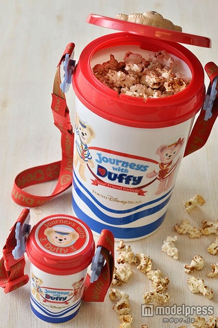 ポップコーン、バケット付き￥2100（C）Disney