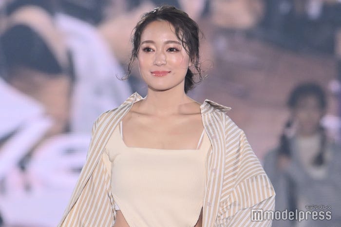 chay(C)モデルプレス