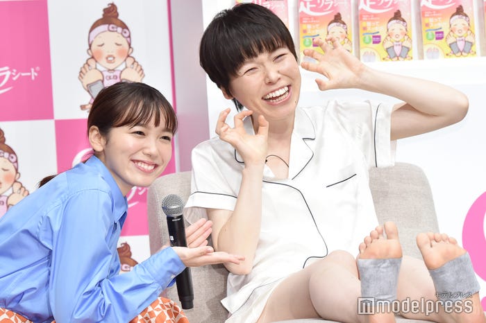 誠子、飯豊まりえ (C)モデルプレス