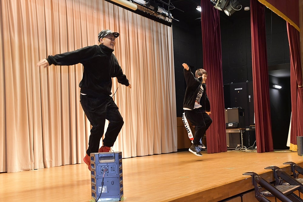 授業の模様 （画像提供：所属事務所）