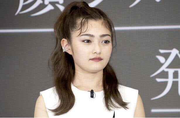 井上咲楽 美谷間 背中あらわ セクシーな 小悪魔風 Shotに反響 黒コーデ新鮮 めっちゃ色っぽい モデルプレス 井上咲楽 美谷間 背中あらわ セクシーな 小悪魔風 Shotに反響 黒コーデ新鮮 めっちゃ色っぽい モデルプレス