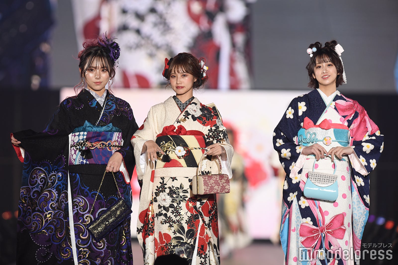 （C）モデルプレス