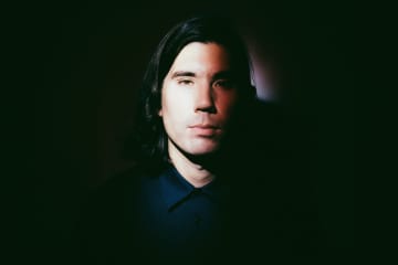 グリフィン スウェーデン最優秀新人賞ノミネートの新人歌手ローヴァを迎えた新曲 Piece Of Me を発表 ダンスビデオも同時公開 モデルプレス