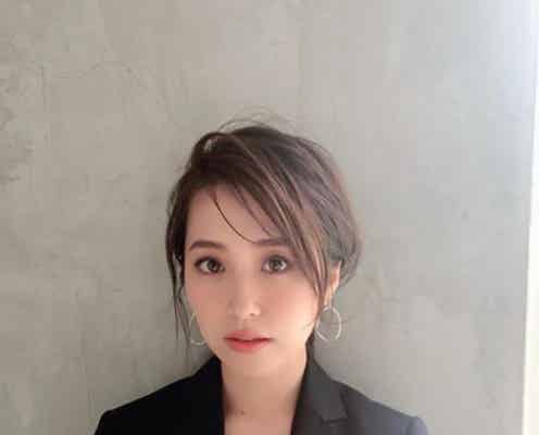 元乃木坂46衛藤美彩、雰囲気ガラリ OL風姿に絶賛の声「こんな上司がいたら仕事集中できない」