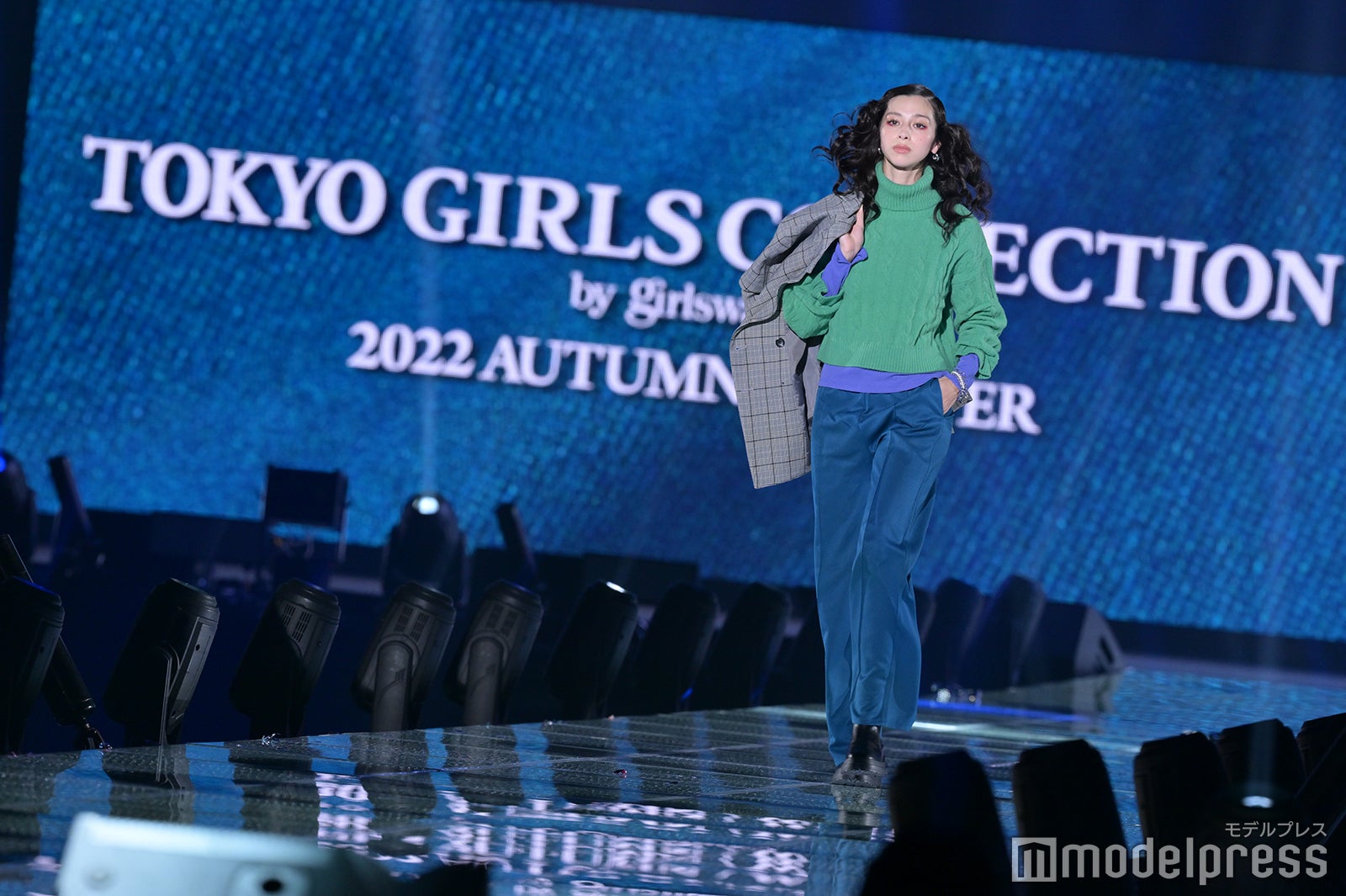 （C）モデルプレス